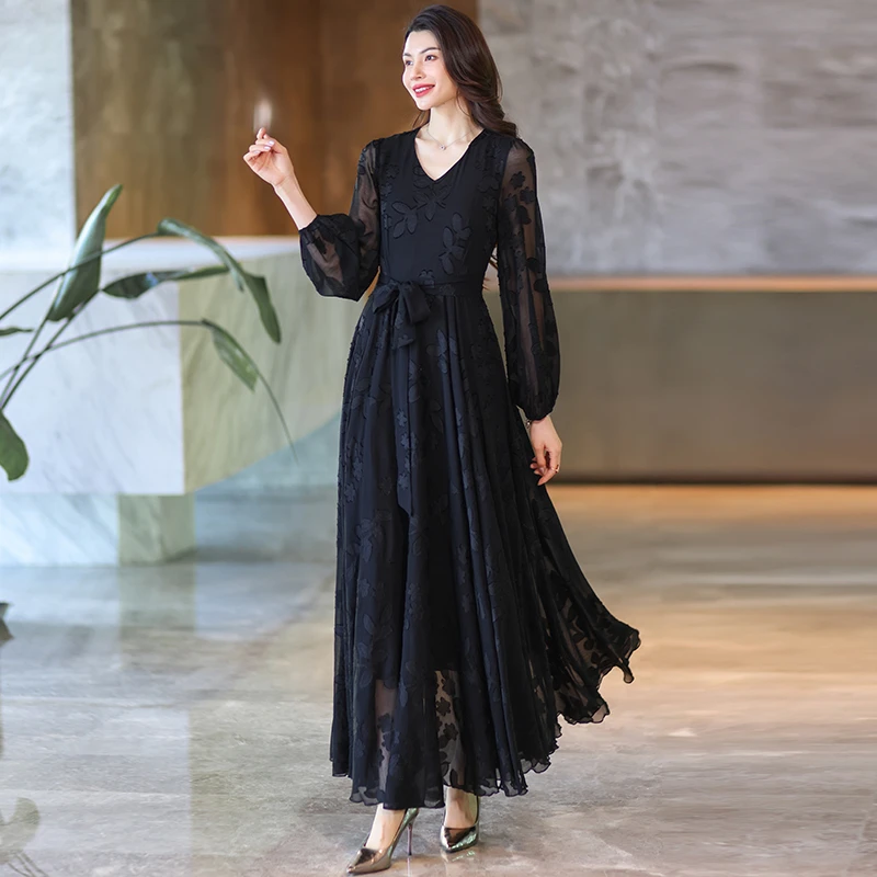 纯色春夏新款2025长袖时尚连衣裙V领气质显瘦裙子大摆裙度假长裙