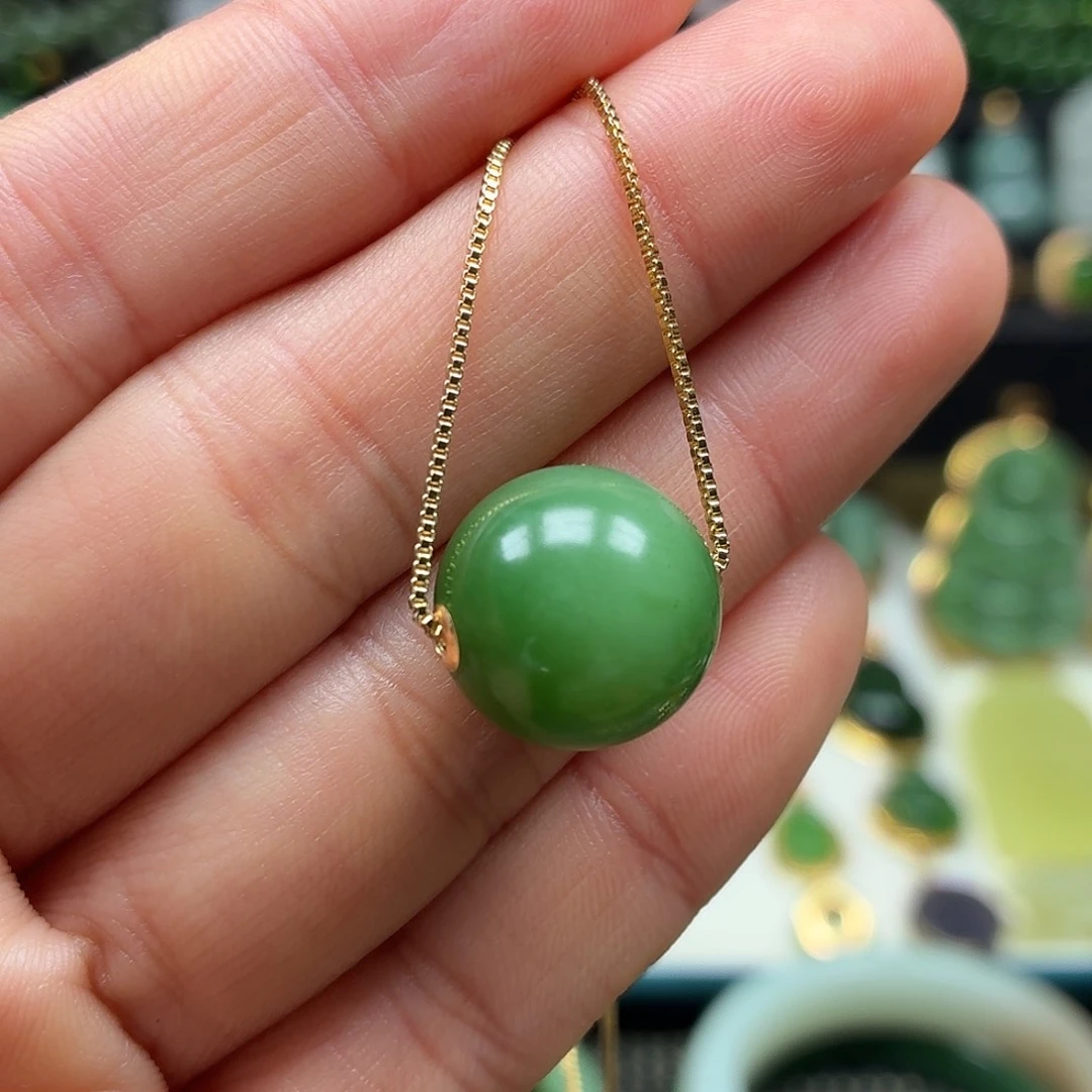 和田玉18K金镶嵌颈饰猫眼15漏