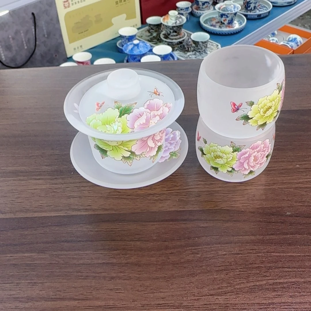 这些盖碗真好看！！！钱