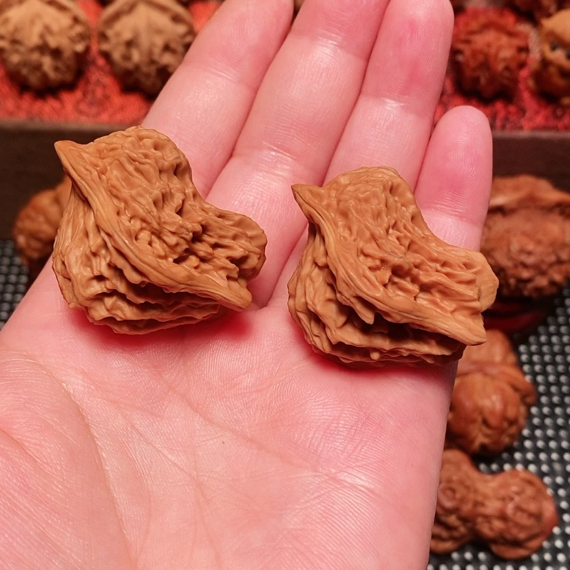 【闪购商品】文玩核桃吊坠下***谷小鸟