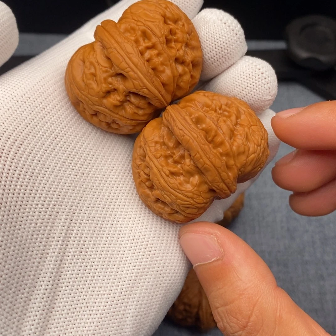 阿***巴大叶紫檀（黑酸枝木类）