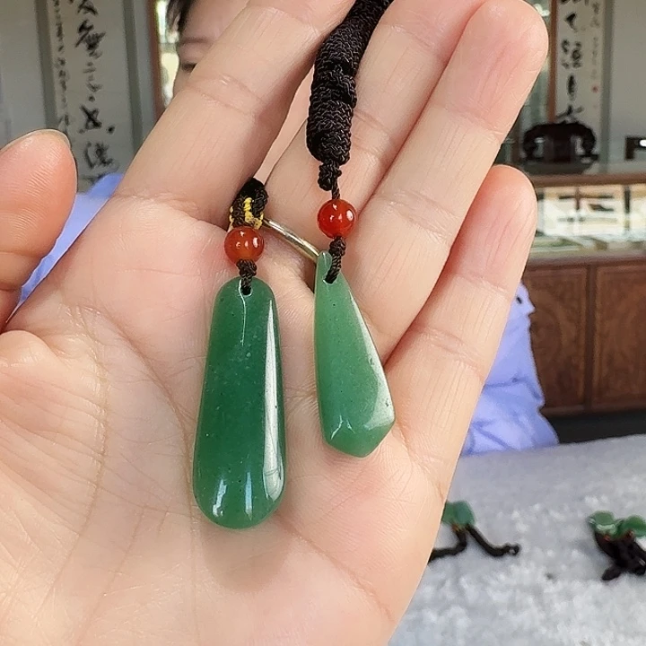 密玉（石英质玉）未镶嵌吊坠