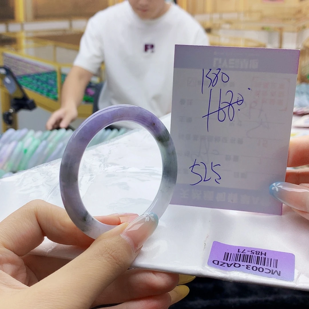 翡翠手镯未镶嵌00……