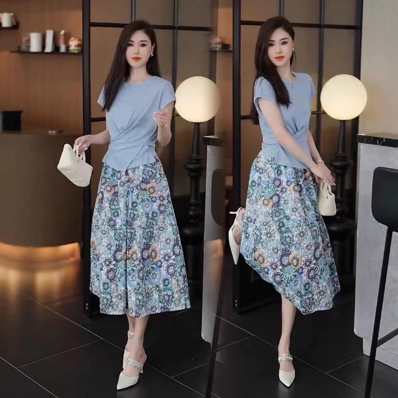 时尚休闲套装裙女2025夏季新款气质洋气圆领针织短袖碎花裙两件套