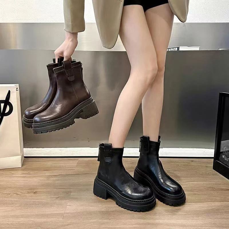 皮面厚底短靴2024新款后拉链百搭显瘦皮面时装靴短靴 8502