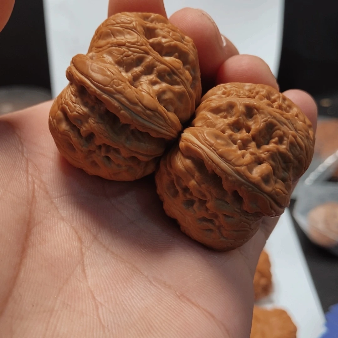 文玩核桃吊坠元宝