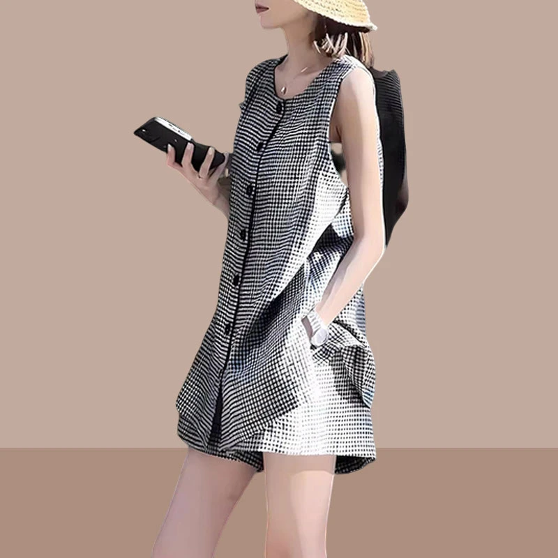 夏装搭配一整套女夏时尚高级感气质黑白格子马甲背心短裤两件套装