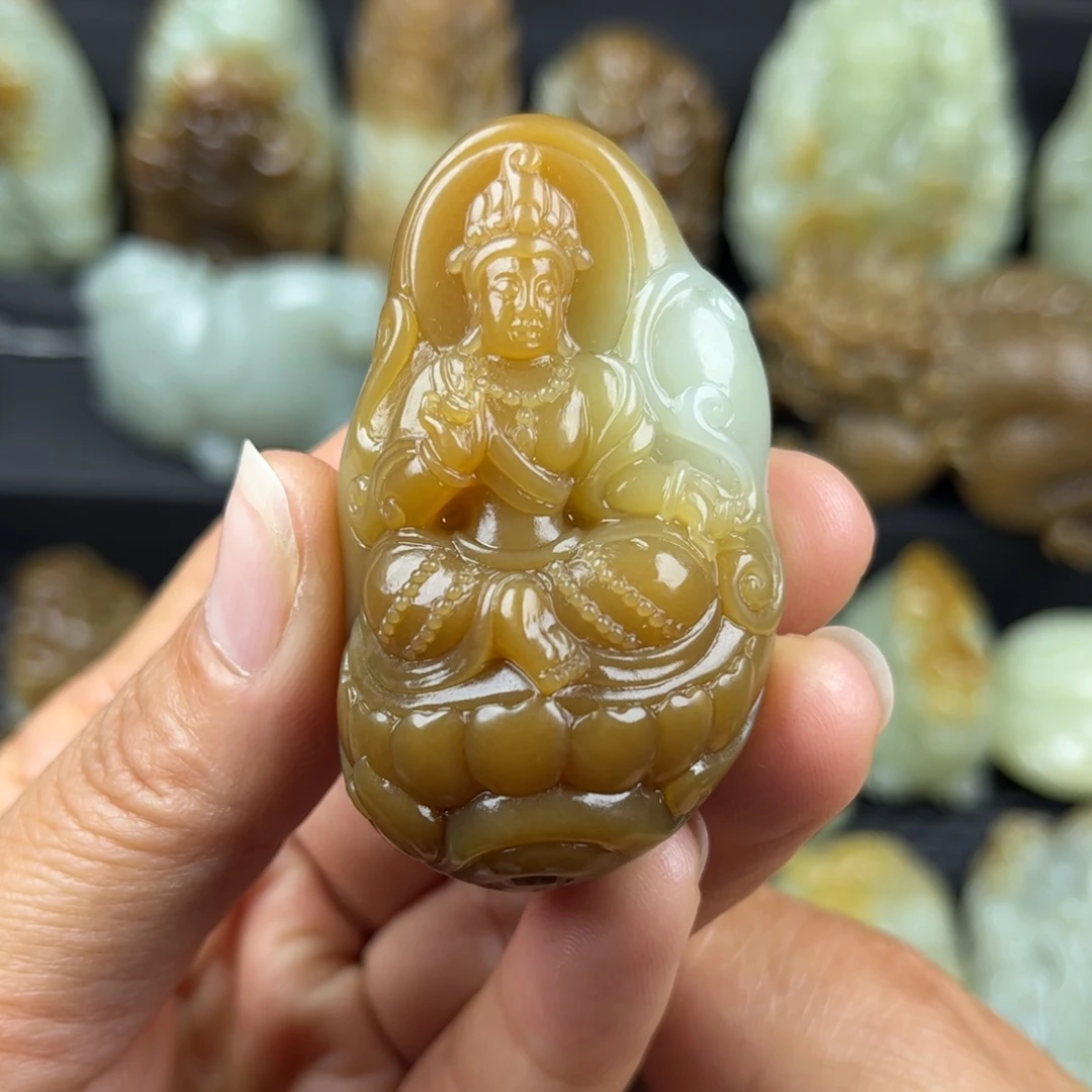 和田玉未镶嵌把件