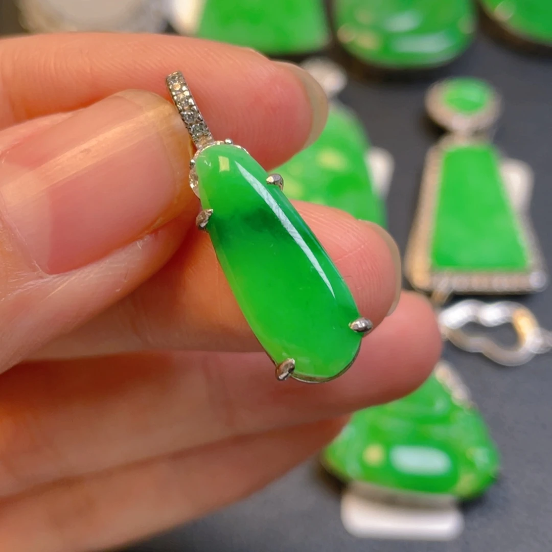 翡翠银S925镶嵌颈饰