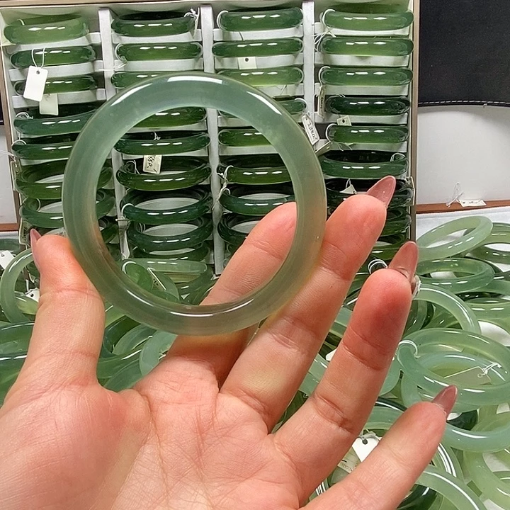 l***1蛇纹石玉未镶嵌手镯