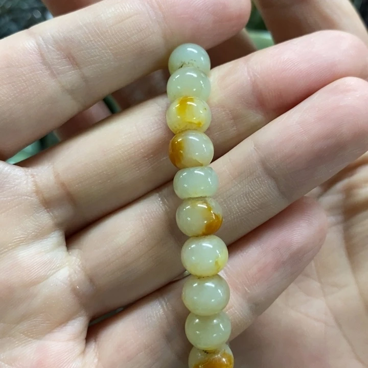 未镶嵌手链岫岩河磨玉（透闪石质玉）阿*