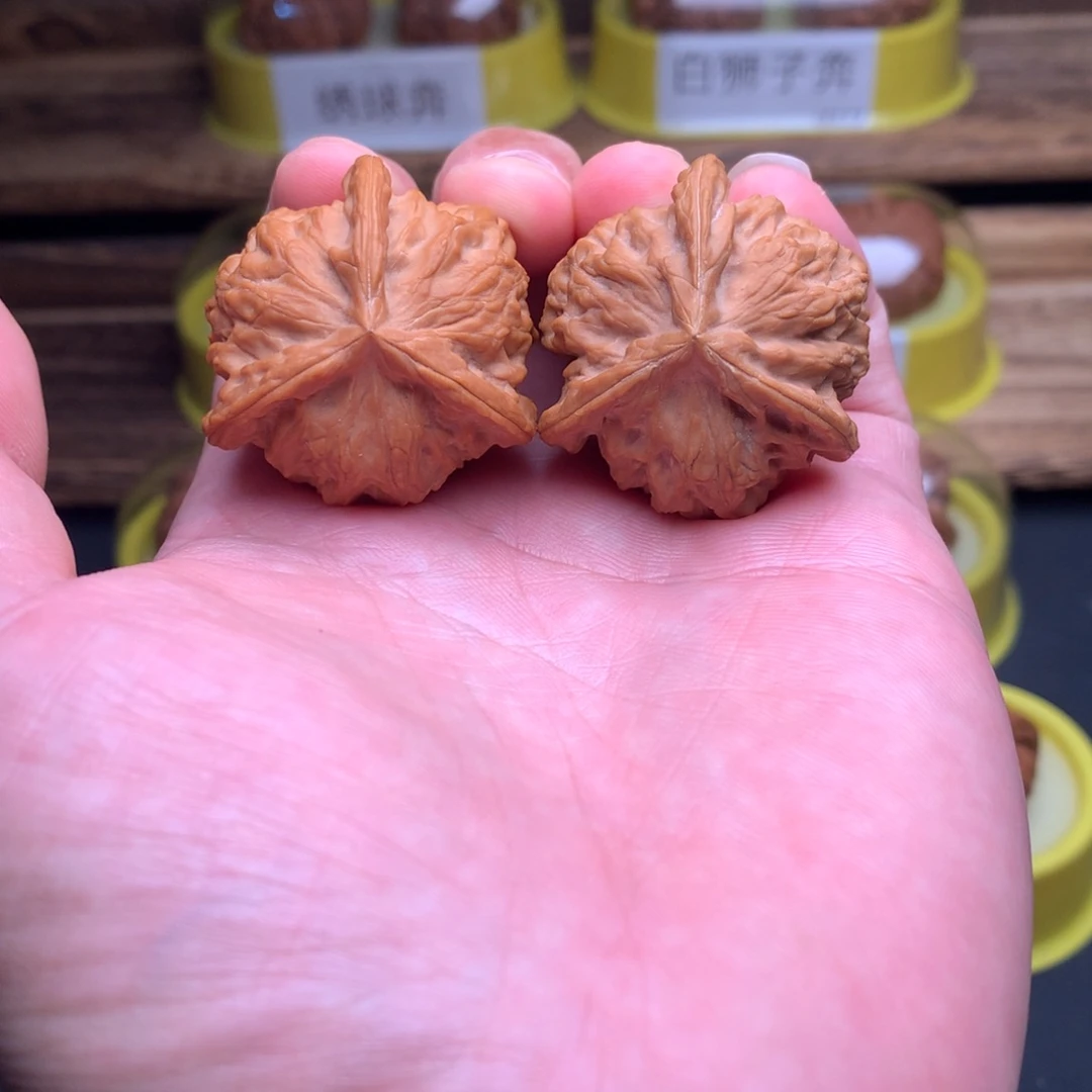文玩核桃吊坠刘老四奔