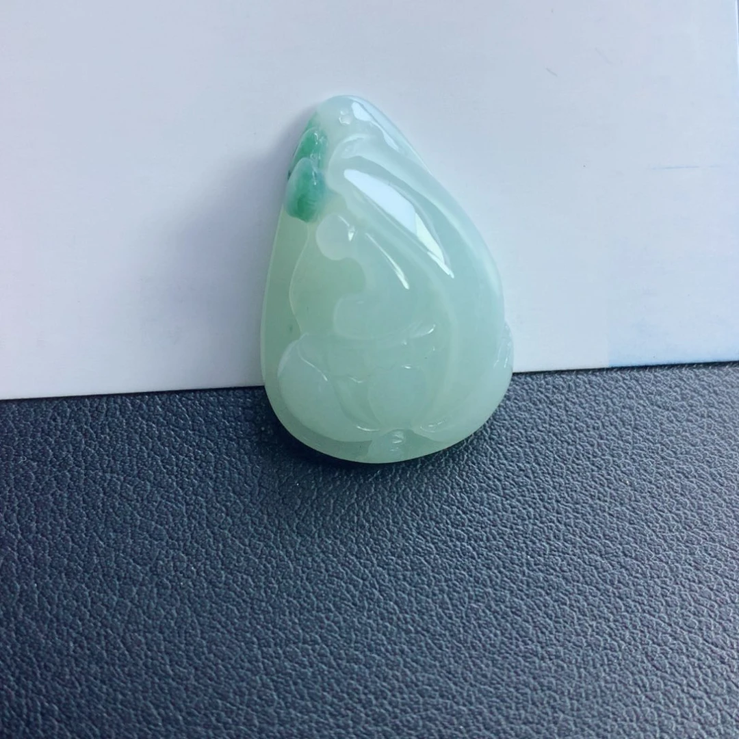 颈饰未镶嵌翡翠悟道