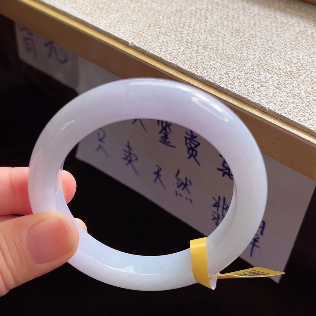 翡翠手镯未镶嵌手镯