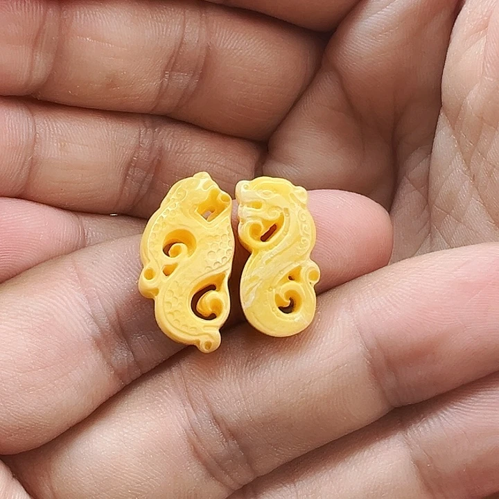 蜜蜡未镶嵌珠宝奇石佟****活蜜蜡吊坠