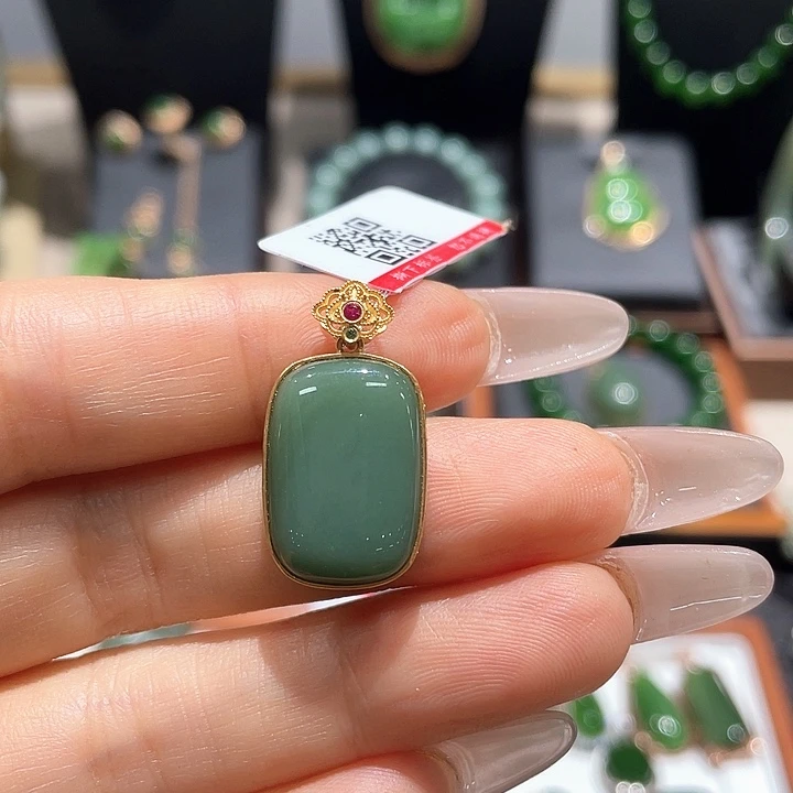 以****和田玉（糖玉）未镶嵌戒指