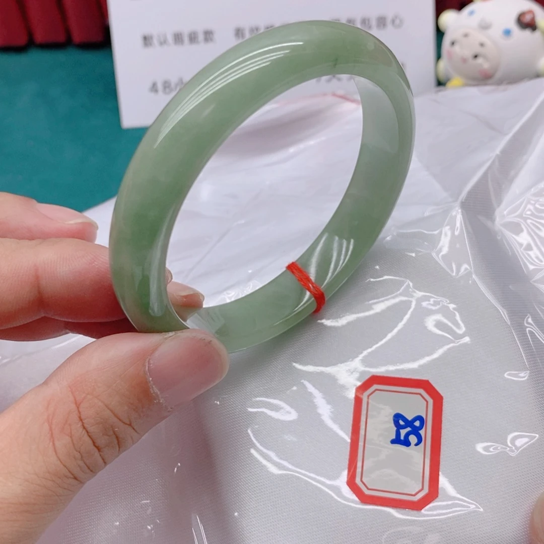 翡翠手镯未镶嵌58888888/59