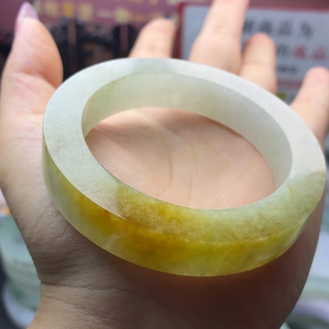 继***续定制翡翠未镶嵌缅A翡翠多样性发一