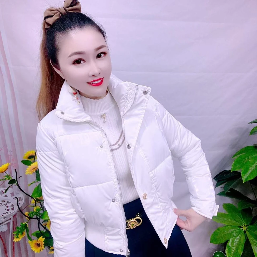 小个子高腰时尚洋气亮面免洗短款立领棉服女外套