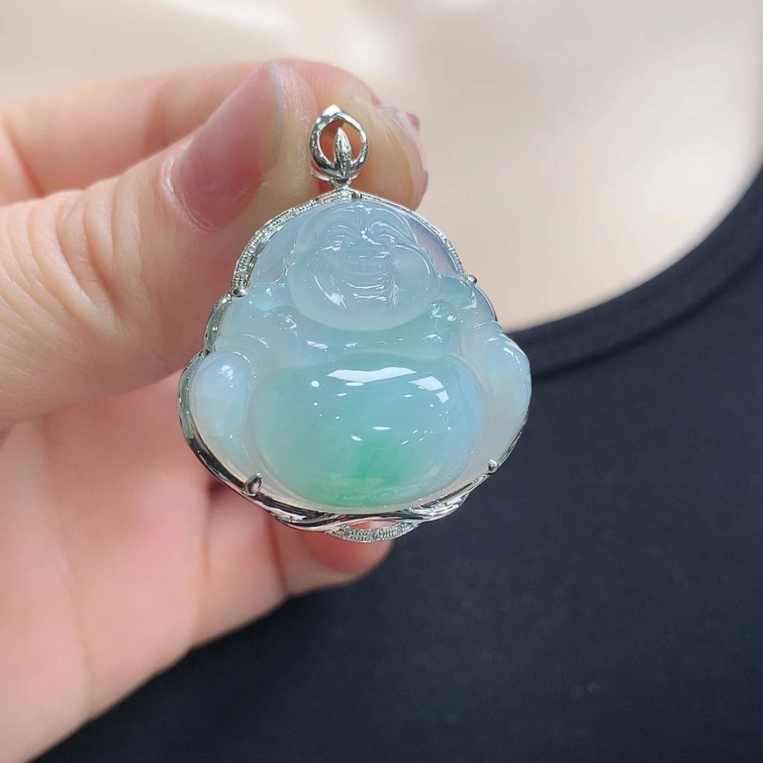 翡翠颈饰18K金镶嵌佛公