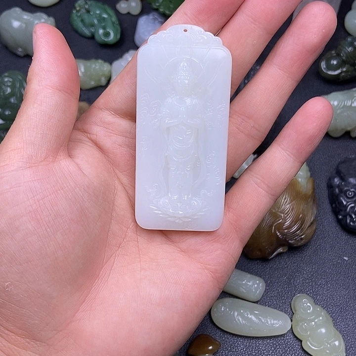 未镶嵌和田玉挂件