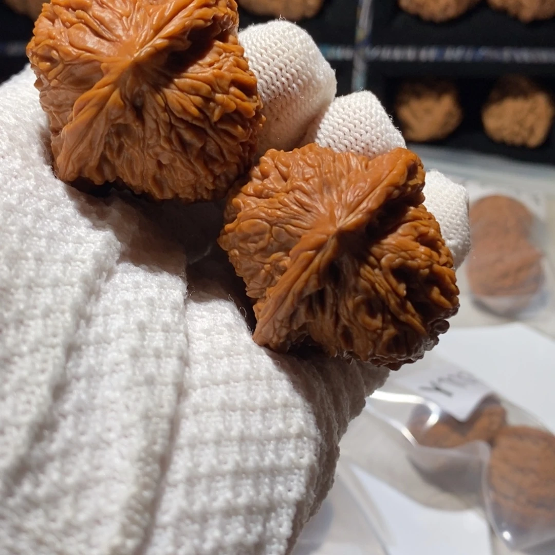 文玩核桃吊坠43南疆全