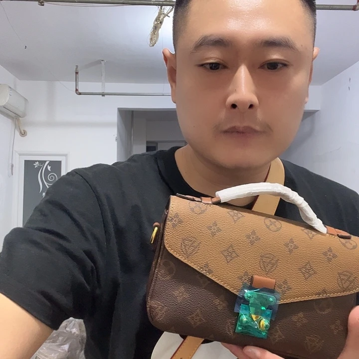 蚕丝犏牛皮（革）驴皮（革）