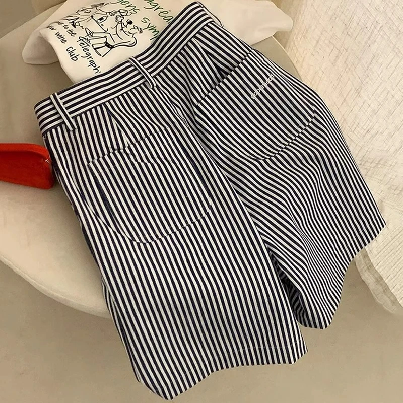 复古高腰直筒条纹短裤女2025年夏季新款韩版休闲时尚舒适百搭裤子