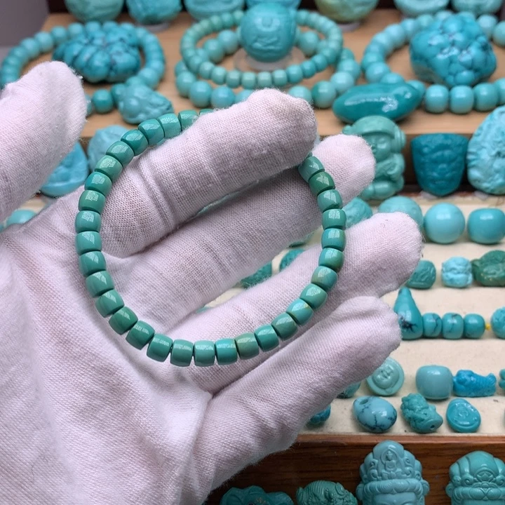 绿松石未镶嵌珠宝奇石