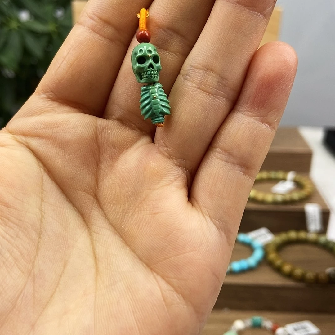 未镶嵌绿松石珠宝奇石