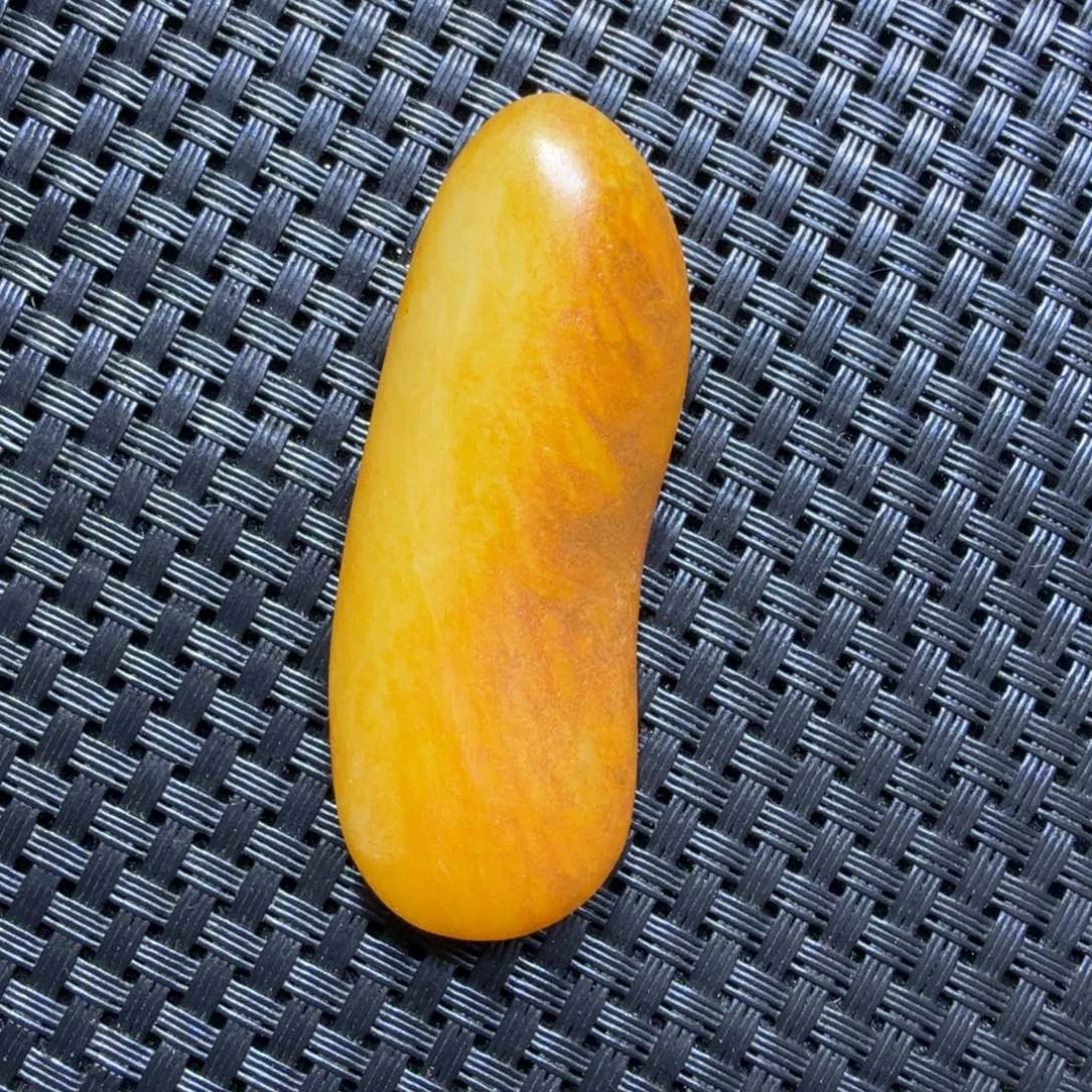 鸿***人吊坠(不含链)未镶嵌和田玉