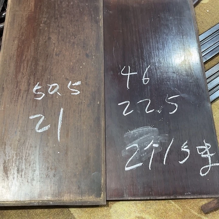 朝***装树脂制品密密麻麻木木木两个