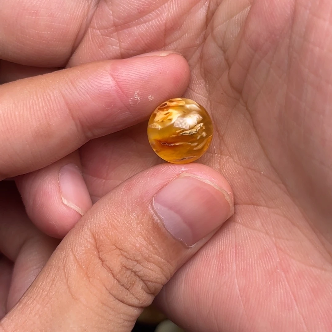 裸石琥珀未镶嵌蜜蜡沁色金白13加瑕疵