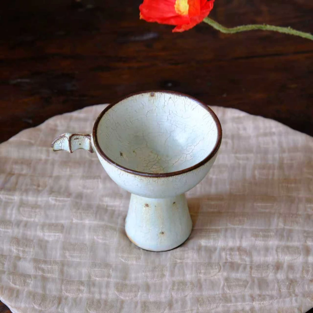 小喜宅 落苏追云杯（口径约8.5cm，高度10cm）