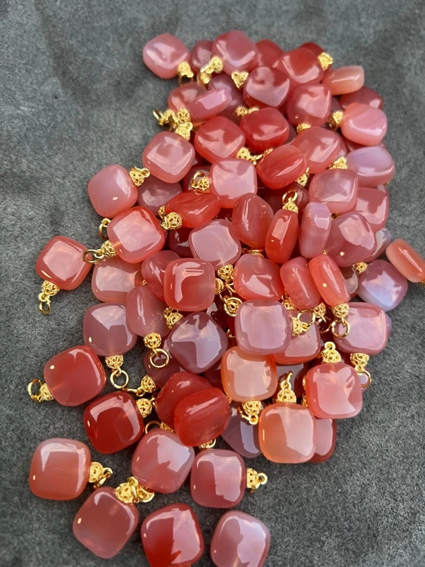 原矿无优化天然南红无事牌多样性发一颗不指定备注发随机发颜色