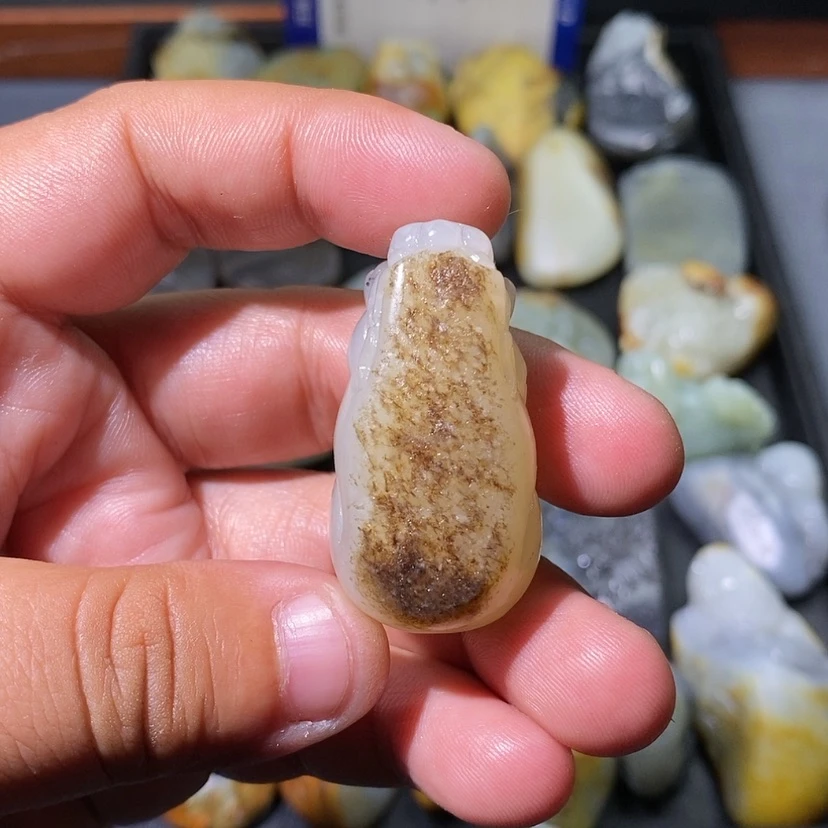 【闪购商品】和田玉颈饰未镶嵌京*游