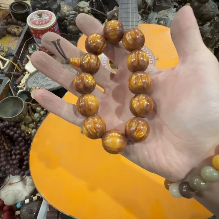 青花瓷器小盖子放漏