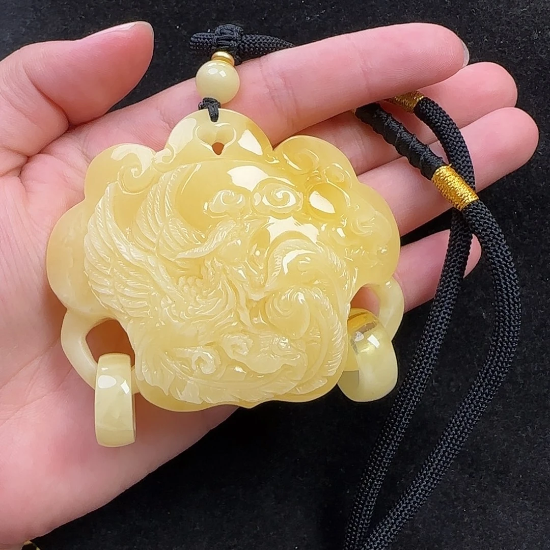 蜜蜡未镶嵌珠宝奇石