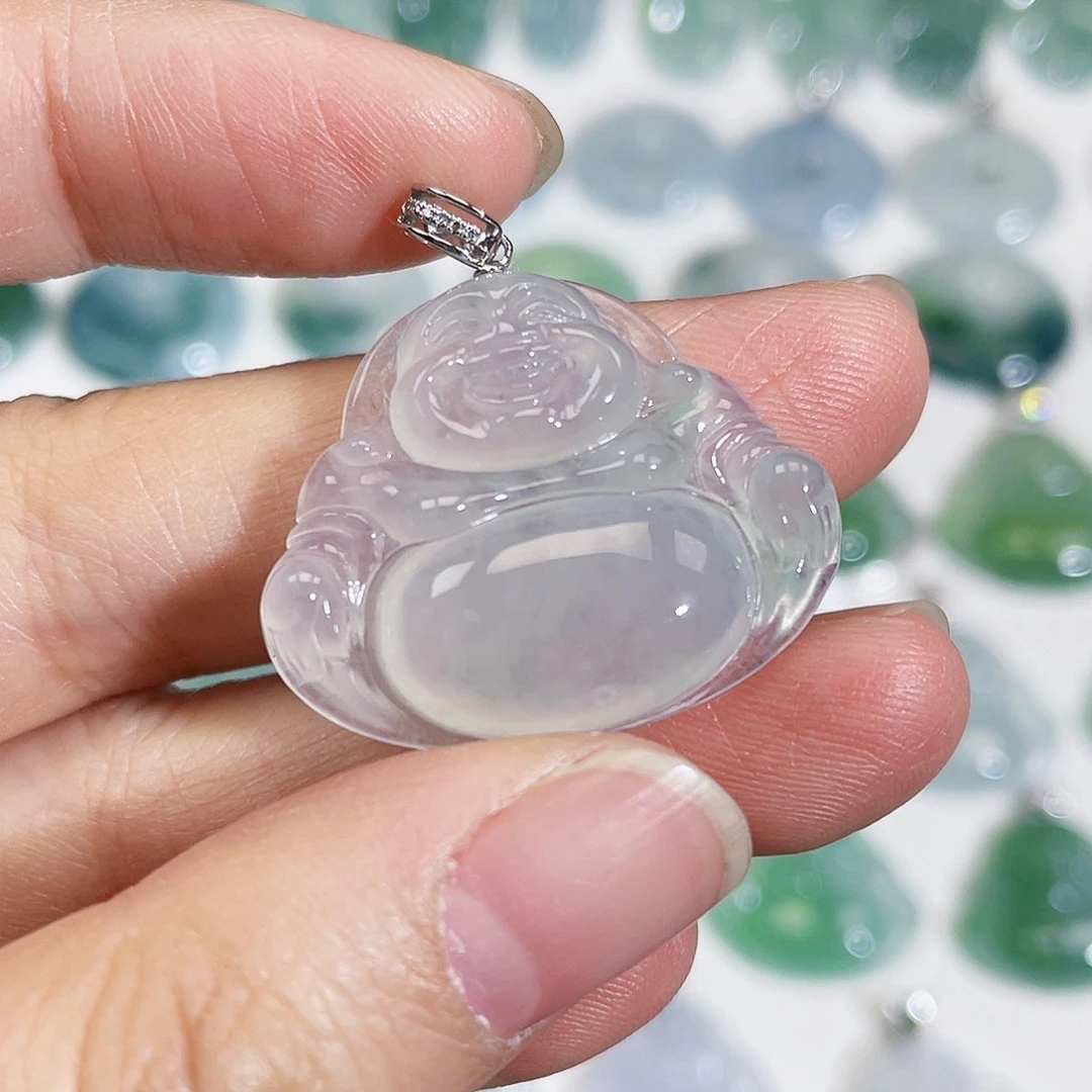 颈饰18K金镶嵌翡翠吊坠