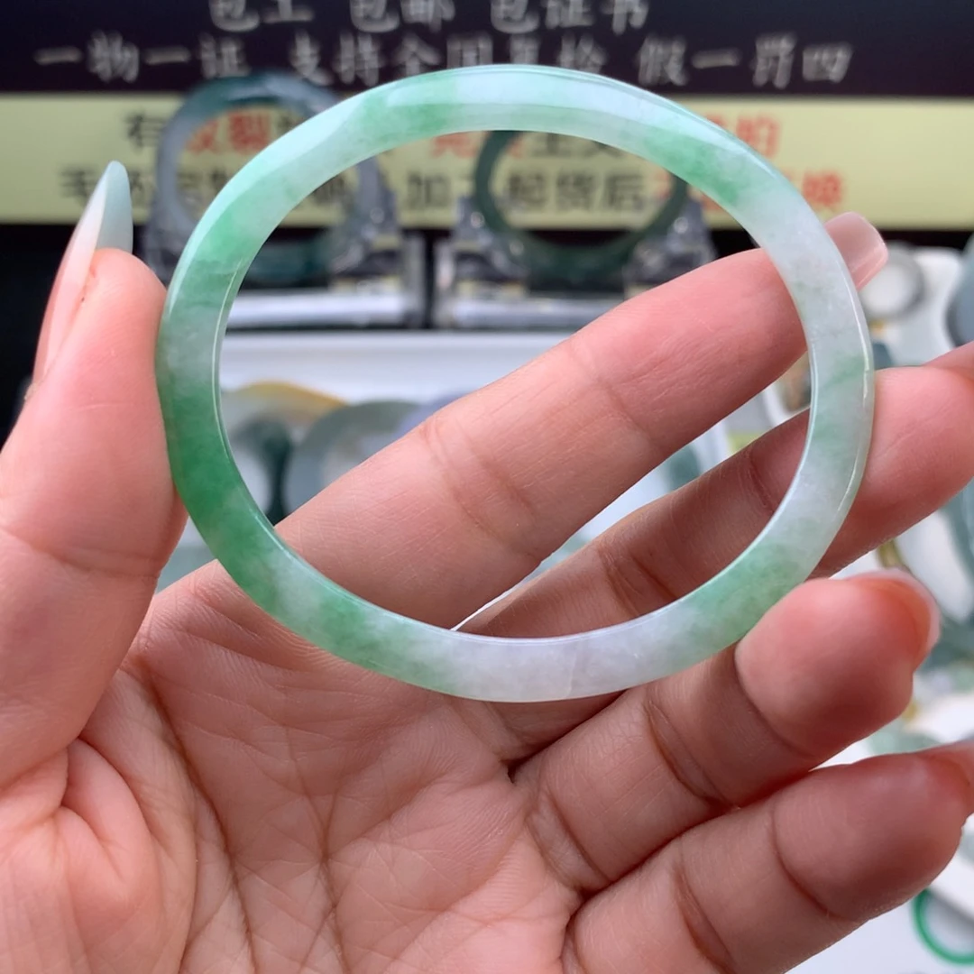 【闪购商品】未镶嵌定制翡翠54贵妃
