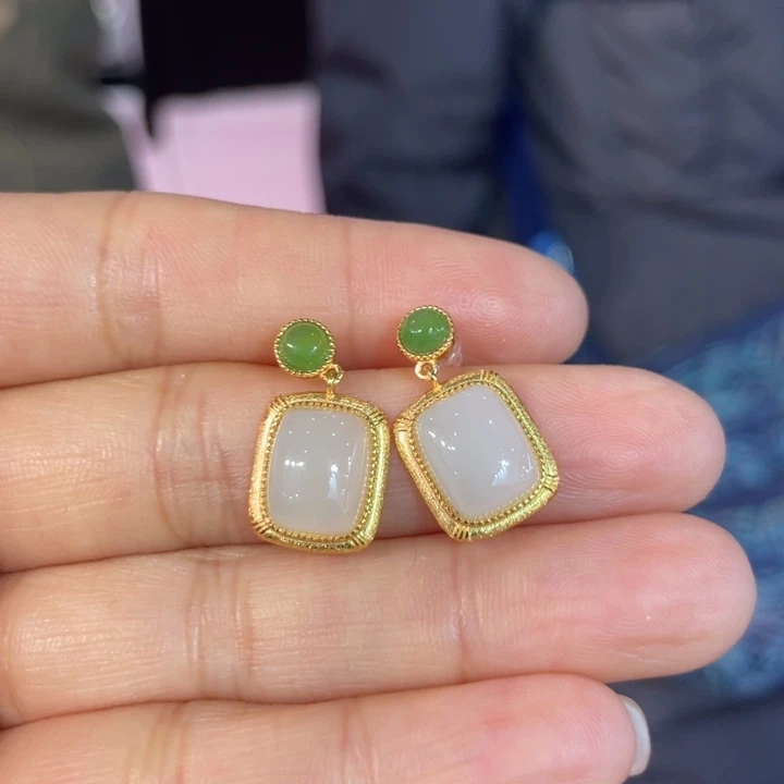 和田玉银S925镶嵌耳饰