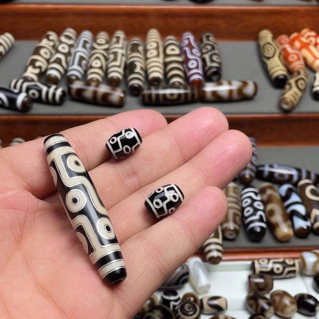 玛瑙/玉髓颈饰未镶嵌C****）