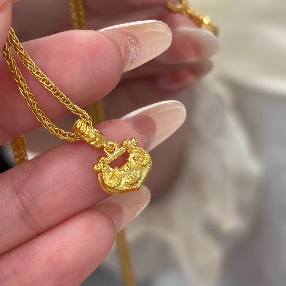 铜合金项链 新中式mini莲心平安锁吊坠项链女复古风设计感锁骨链