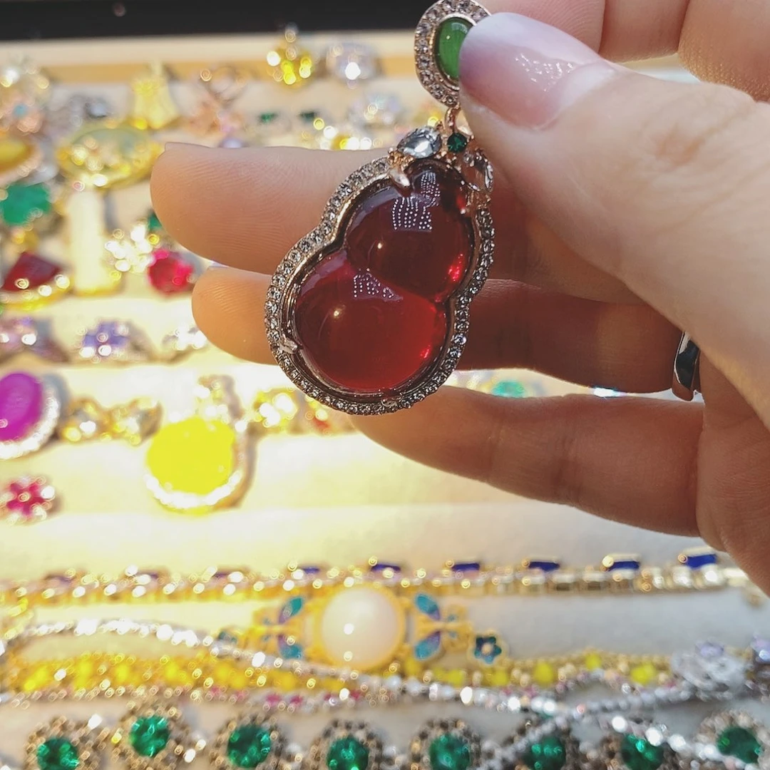 【闪购商品】银S925镶嵌耳饰托帕石