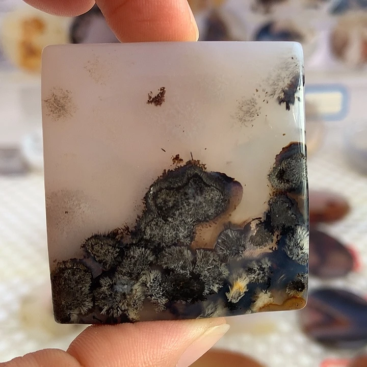 玛瑙/玉髓合金颈饰