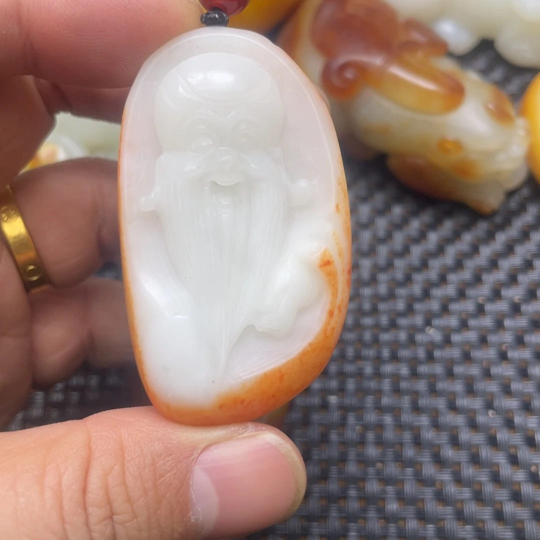 浪***涯和田玉未镶嵌颈饰