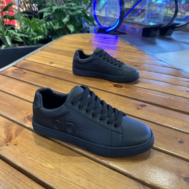 黑色6013系带时尚低帮板鞋男款秋季新款休闲潮鞋
