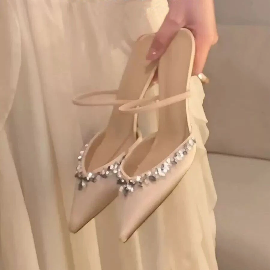 两穿宴会米色细跟高跟鞋2024夏季新款法式绸缎尖头水钻包头凉鞋