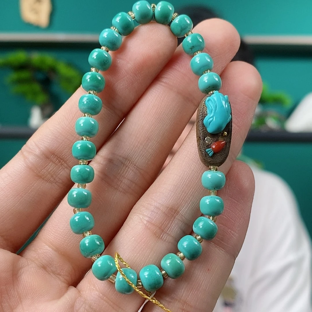 未镶嵌绿松石珠宝奇石