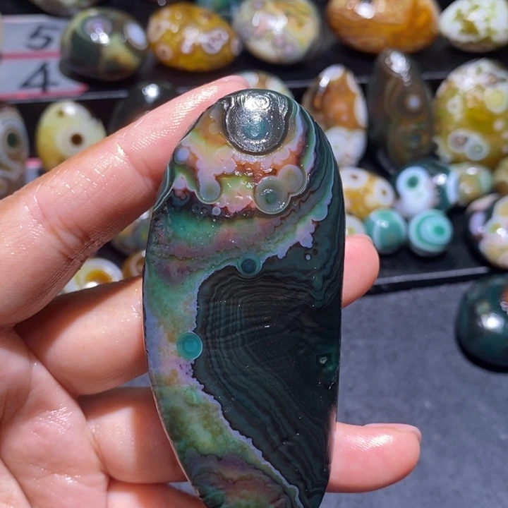 玛瑙/玉髓未镶嵌珠宝奇石11